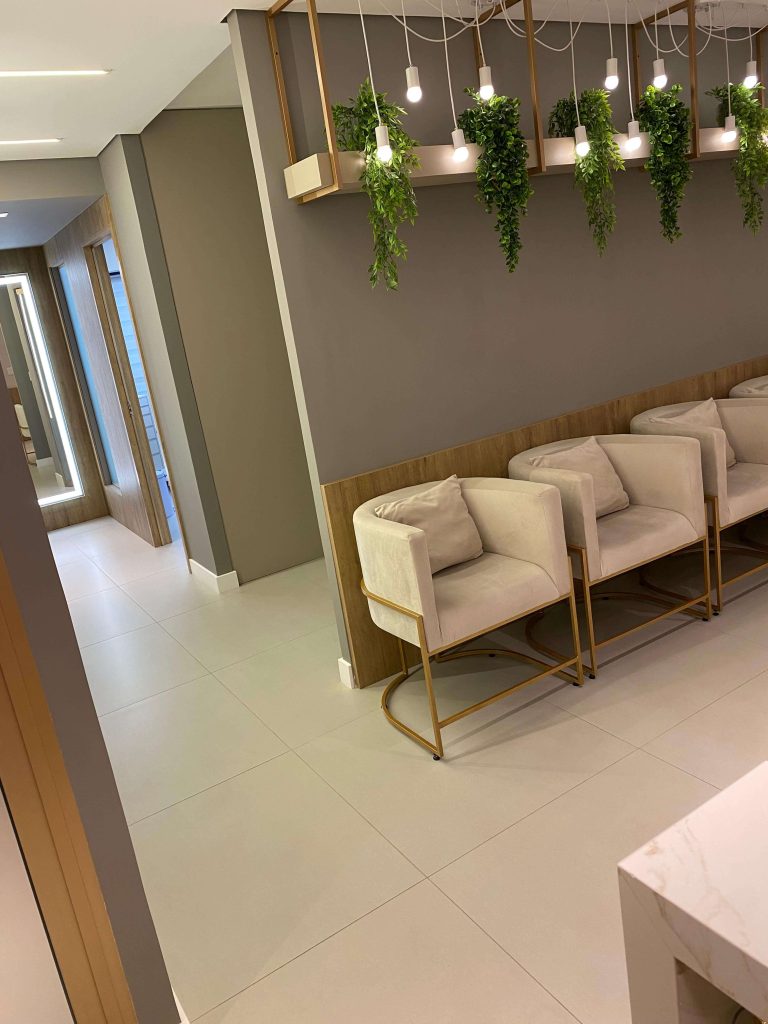 sala-de-espera-clinica-odontologica-curitiba